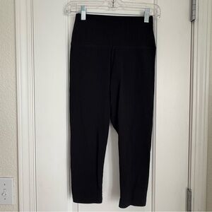 Aerie Women’s Cropped Black High Waisted Leggings - Size S